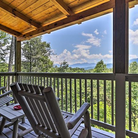 Gatlinburg Cabin With Pool Table And Hot Tub! Exteriör bild