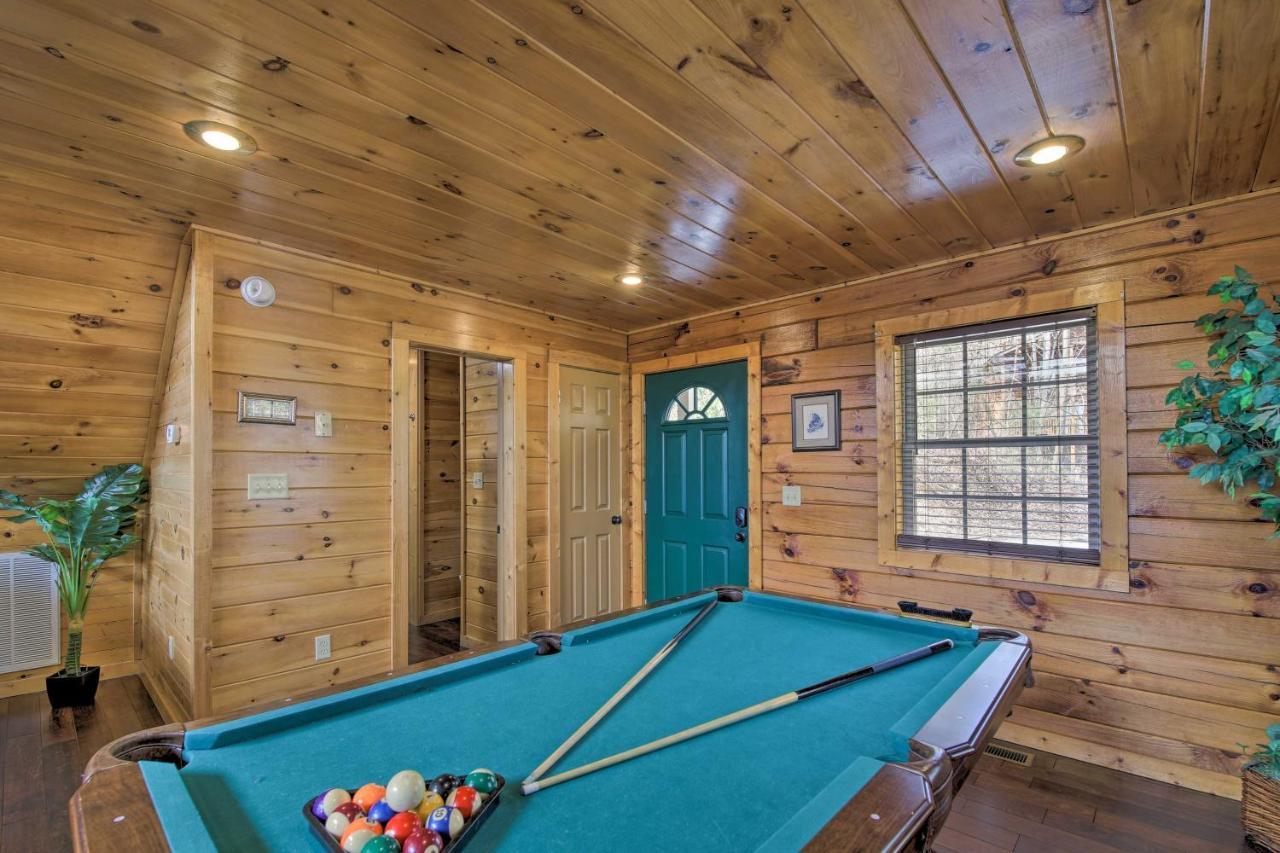 Gatlinburg Cabin With Pool Table And Hot Tub! Exteriör bild