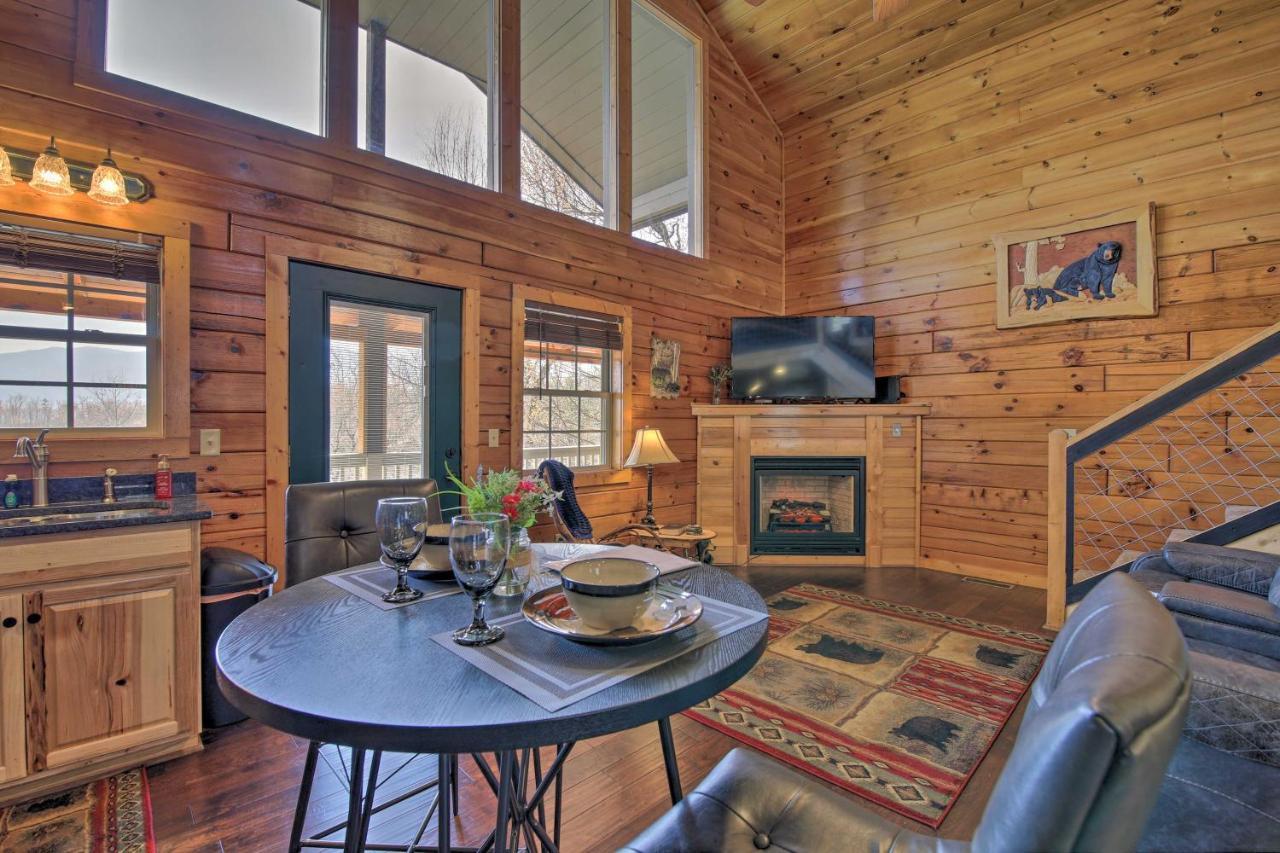 Gatlinburg Cabin With Pool Table And Hot Tub! Exteriör bild