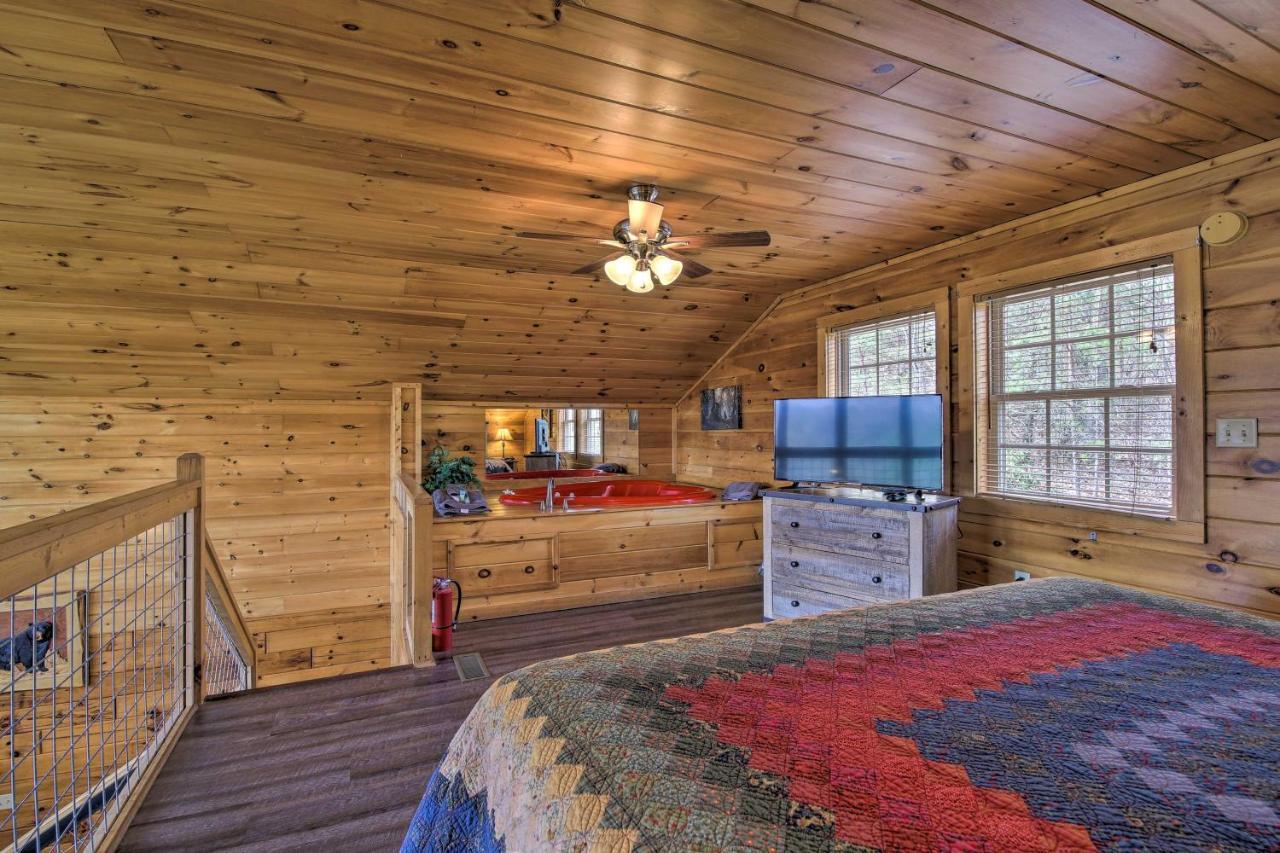 Gatlinburg Cabin With Pool Table And Hot Tub! Exteriör bild