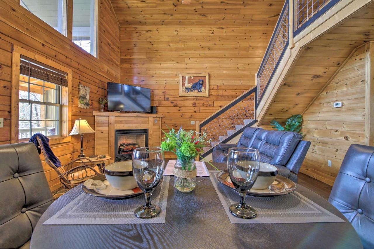 Gatlinburg Cabin With Pool Table And Hot Tub! Exteriör bild