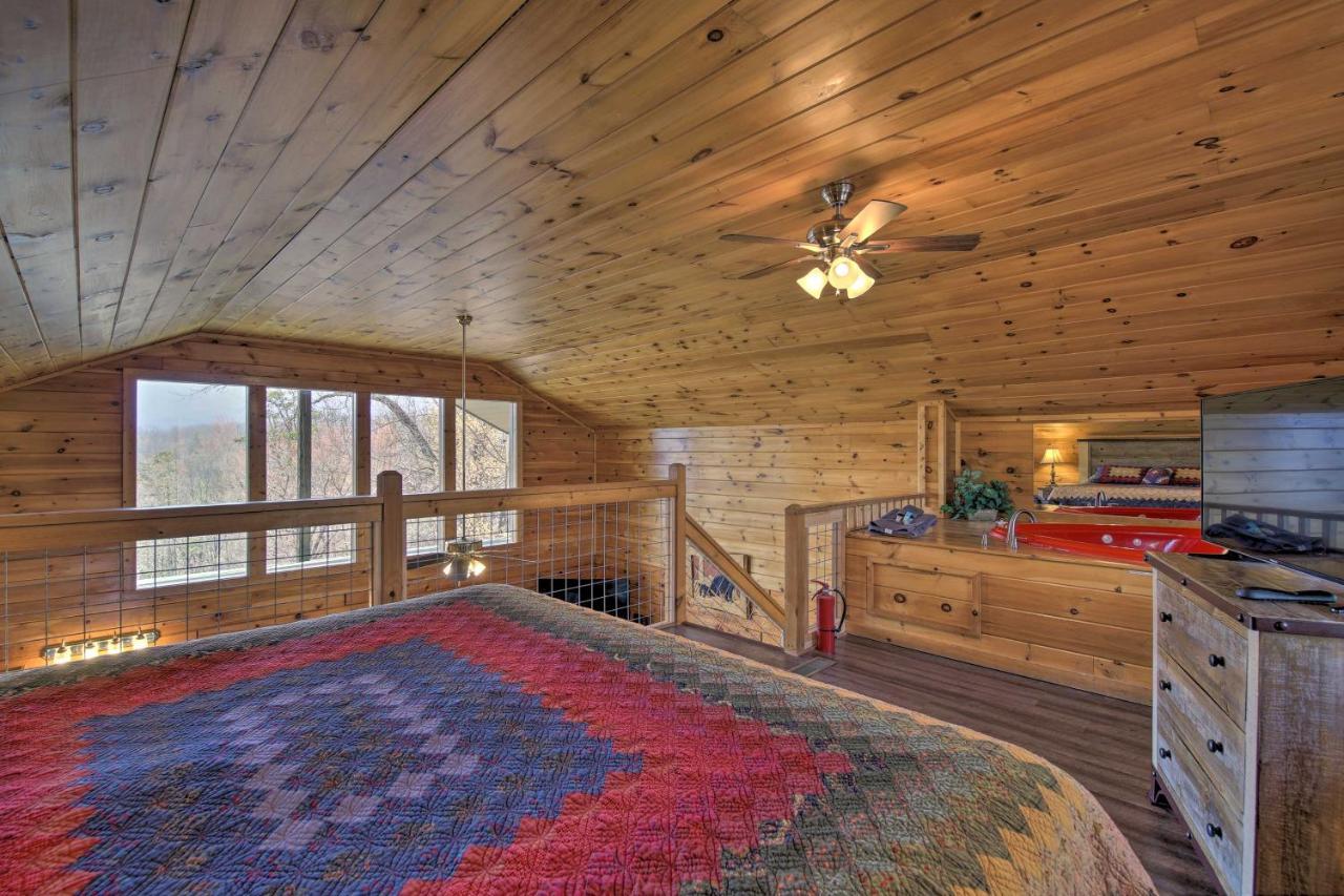 Gatlinburg Cabin With Pool Table And Hot Tub! Exteriör bild